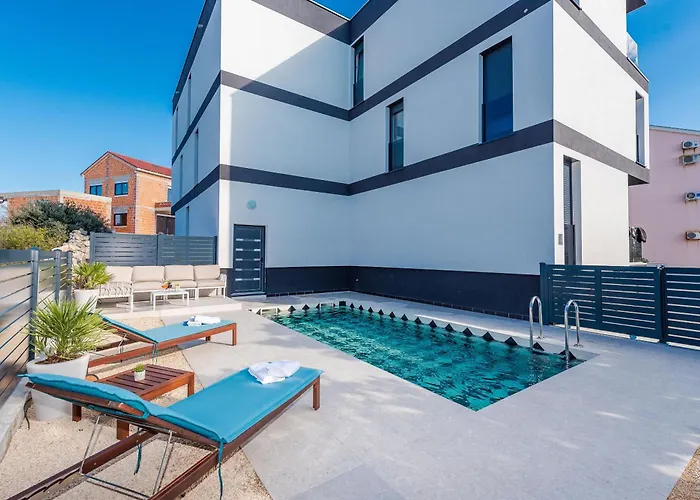 Villa Isola Apartments